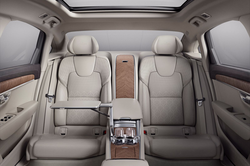 Illustration for article titled The Volvo S90 Excellence, Volvo's Most Luxurious Car, Deletes A Seat To Stash Your Shoes
